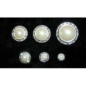  18mm Rondel Button with Imitation Pearl Center   11789 