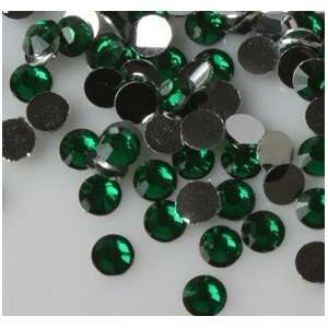   Round Brilliant 14 Cut 3mm   10ss Emeral Green: Arts, Crafts & Sewing