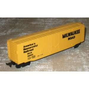  Bachmann Trains   Milwaukee Road BOX CAR 