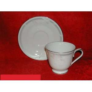    Noritake Evening Sonnet #3701 Cups & Saucers: Kitchen & Dining