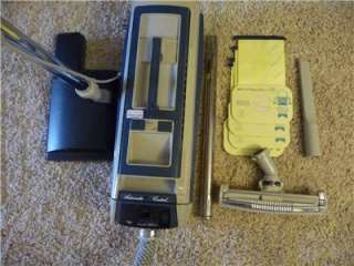 ELECTROLUX CANISTER VACUUM CLEANER MODEL 1521  