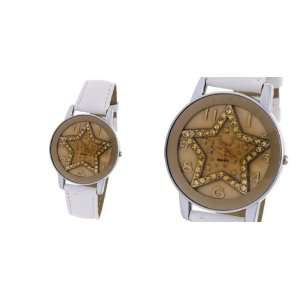   Leather Strap Star Design Round Dial Wristwatch