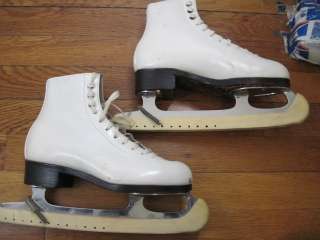 RIEDELL White Figure Skating Ice Skates w/ Blade Covers 3 KIDS  
