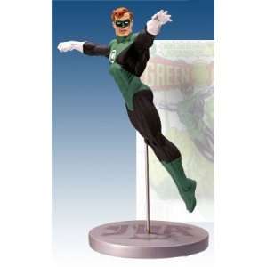 Justice League of America Cover to Cover Statue: Green 