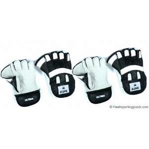  Dynamic Wicket Keeping Gloves Combo