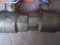 WOLVERINE BRASS BALL VALVES. NOT SURE IF BRASS OR BRONZE. THEY OPEN 