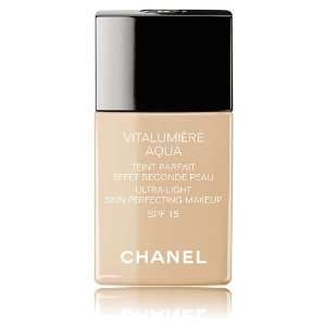  Chanel Vitalumiere Aqua Skin Perfecting Makeup 22 Beige 