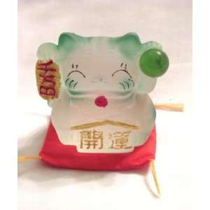  Chinese Feng Shui Lucky Cat for Good Fortune and Happines 