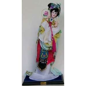  Silk Doll Figurine: Chinese Ancient Beauty Bao Chai: Home 