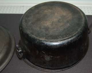   Cast Iron Tite Top Dutch Oven No 8 with Self Basting Lid 12 D  