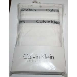  Calvin Klein Boys Boxer Briefs 2 Pack Size: 12/14 White 