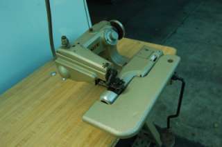 Consew Blind Stitch Model 817 Sewing Machine Industrial Table Used 