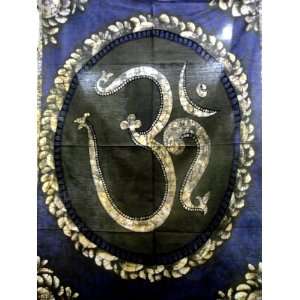 Holy Om / Shiva Symbol Aum Sign / Batik Tapestry Cotton Fabric Wall 