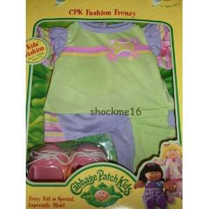  Cabbage Patch Kids Playtime Fashions   Styles May Vary 