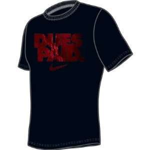 NIKE DUES PAID SHORT SLEEVE TEE (MENS):  Sports & Outdoors