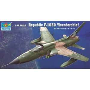   32 F105D Thunderchief Aircraft (Plastic Model Airplan: Toys & Games