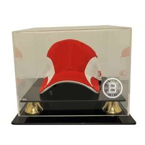  Boston Bruins Hockey Cap/Hat Display Case with Gold Risers 