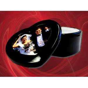  LACQUERED HEART SHAPED WOODEN KEEPSAKE BOX: Home & Kitchen