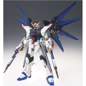   Gundam Cosmic Region #7003 Strike Freedom Gundam Figure Toys & Games