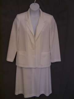 Ladies Size 16P/18 white dress suit Blazer & Skirt EUC  