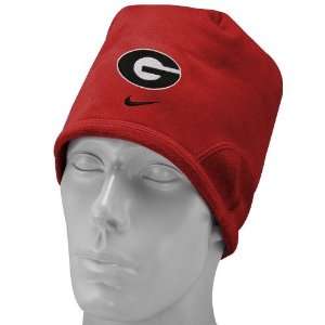  Nike Georgia Bulldogs Red Sideline Knit Beanie: Sports 