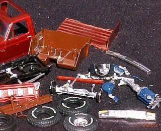 An Unidentified FORD PICKUP TRUCK Model Kit (FOR  PARTS  Only)  