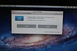 Apple MacBook Pro 13.3 Laptop   MC374LL/A (April, 2010) 885909358878 