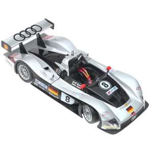  1/18 Scale 1999 Audi R8R Le Mans Toys & Games
