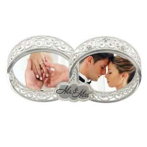  MR & MRS jeweled interlocking rings duo   2x3 Camera 