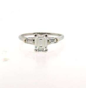 PLAT & Diamond Emerald & Baguette Cut Engagement Ring  