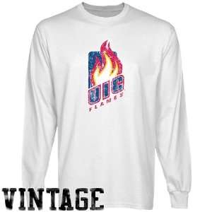  UIC Flames White Distressed Logo Vintage Long Sleeve T 