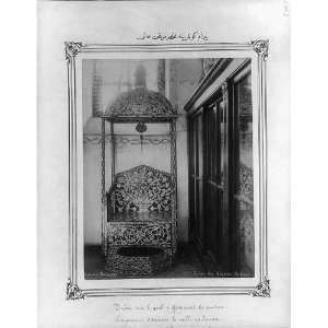  High throne used during the holy days / Abdullah Freres 