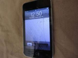 8gb 2nd Gen Ipod Touch. Cracked Screen. 885909255566  