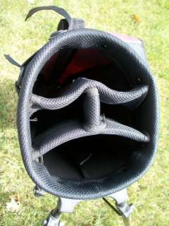 Nice Dunlop Carry Stand golf bag black w/ red trim + 2 way shoulder 