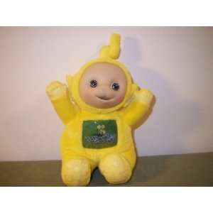 Teletubbies Laa Laa with Flowers Bean Bag (2003)  Toys & Games 