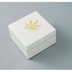  White Maple Leaf Box