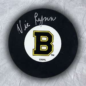  Vic Lynn Boston Bruins Autographed/Hand Signed Hockey Puck 