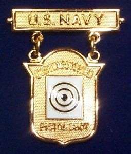 US Navy Distinguished Pistol Qualification Badge Medal  