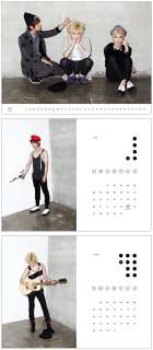 SHINee   2012 Official Calendar (Wall Calendar) + Free Gift  SHINee 