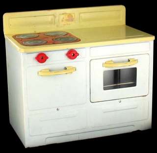 VINTAGE EMPIRE TOY ELECTRIC STOVE WORKS  