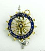 Daughters of the American Revolution DAR Enameled Membership PIN Badge 