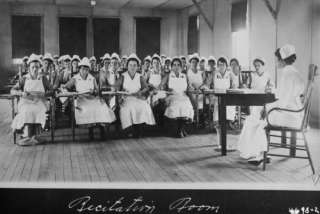   photo Army School of Nursing, Camp Wadsworth, S.C. demonstration room